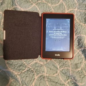 Kindle Paperwhite 5th Generation w/ case